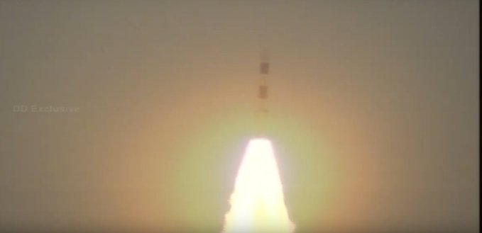 PSLV-C47 carrying Cartosat-3 and 13 USA nanosatellites lifts off from Sriharikota