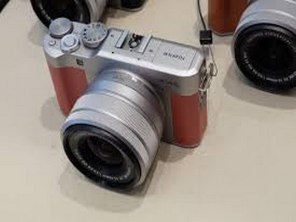 Fujifilm launches vlogger-friendly X-47 camera