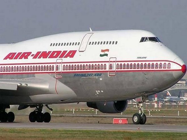 Delhi : Eight Air India flights delayed