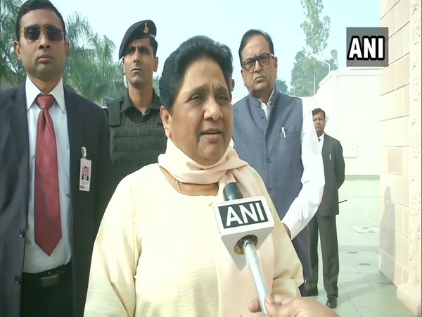 UP, Delhi police must take inspiration from Hyderabad police, says Mayawati on encounter