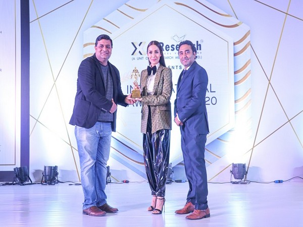 Malaika Arora gives away International Awards 2019-20