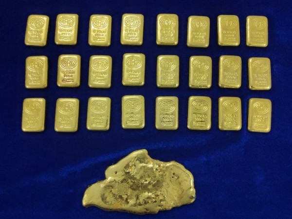 Customs seize gold worth Rs 2.05 cr at Chennai Airport, 4 held