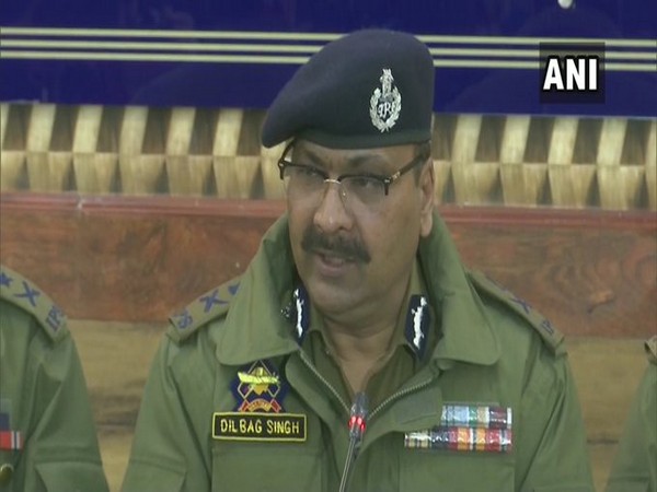 Two terrorists killed, one injured after firing at Police and CRPF party on Srinagar-Baramulla road: J-K DGP