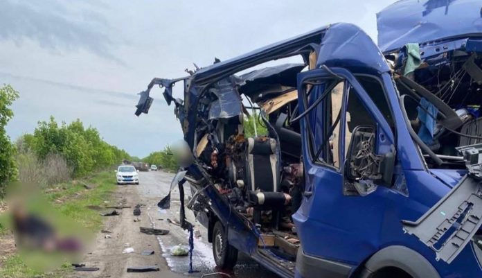9 Killed in Russian Drone Attack on Civilian Bus in Ukraine’s Sumy Region