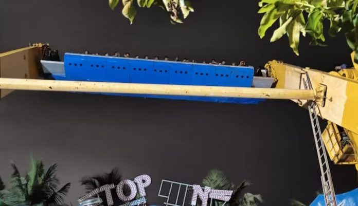 Chennai Amusement Park 36 People Stuck Mid-air after Joyride Malfunctions