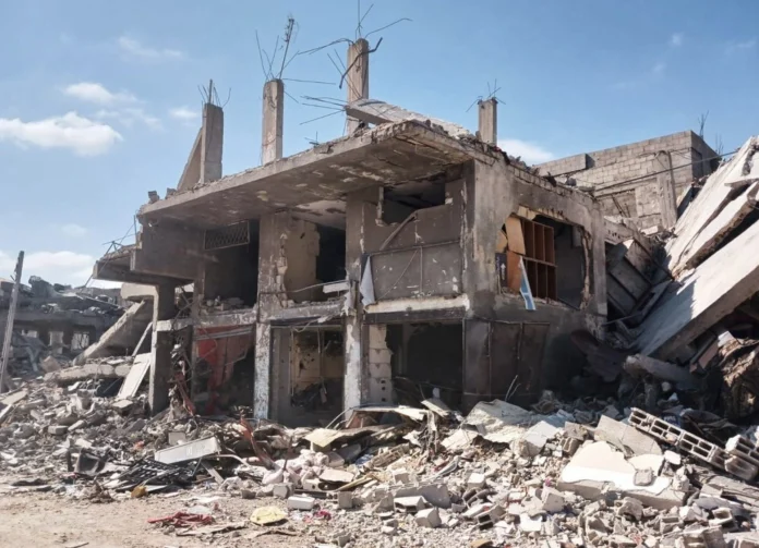 Israeli airstrikes in Gaza have killed over 100 people, reports have stated.