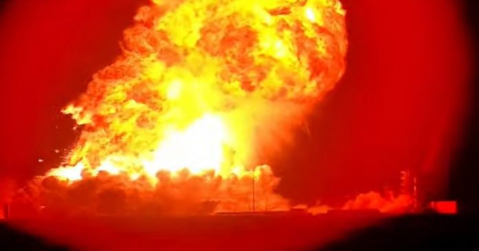 SpaceX Rocket Explodes During Test in Texas, Sparks Concerns Before Indian Astronaut’s Flight